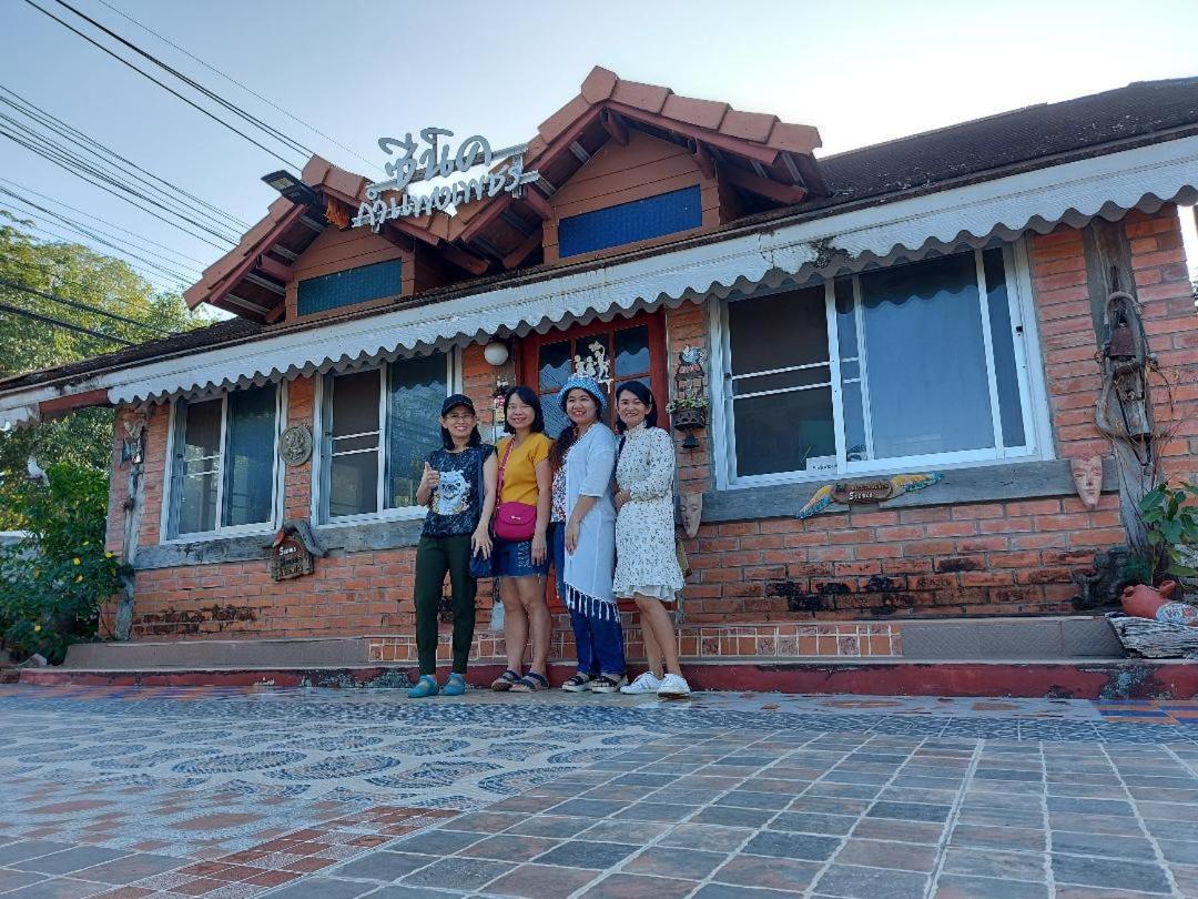 Scenic Riverside Resort Kamphaeng Phet Exterior photo