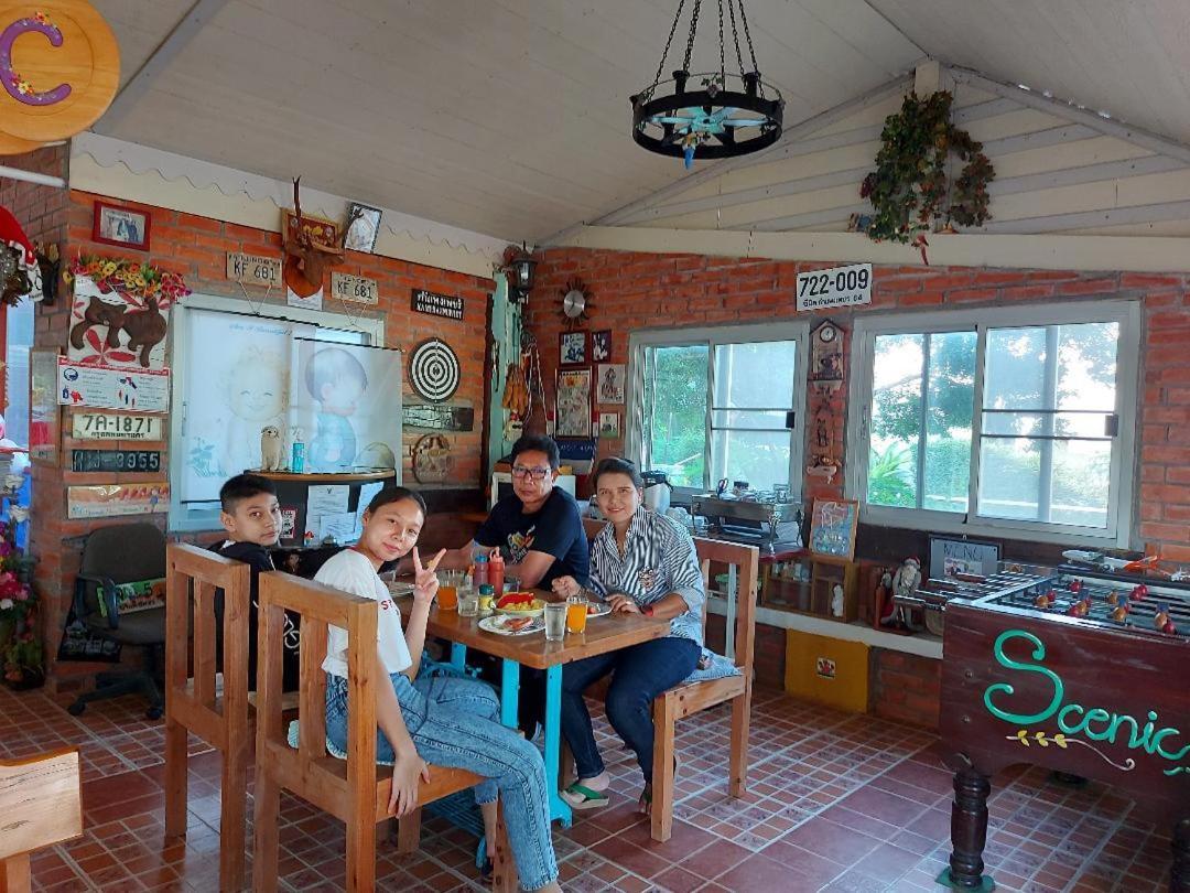 Scenic Riverside Resort Kamphaeng Phet Exterior photo